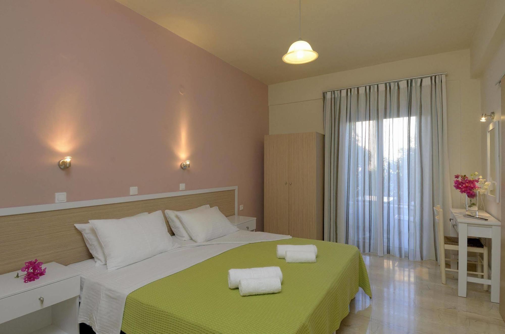 Costas&Chrysoula Aparthotel Plakias Buitenkant foto