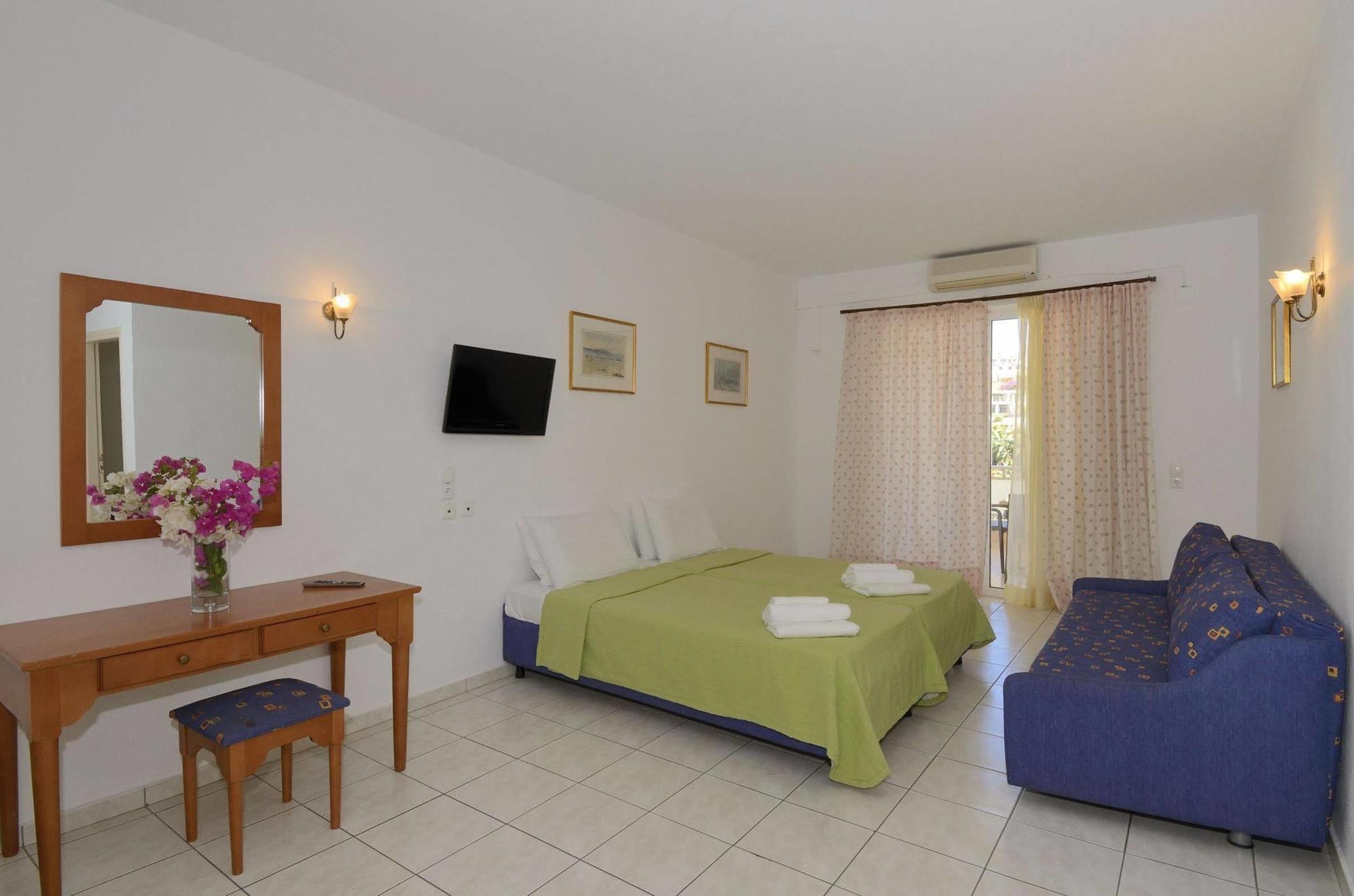 Costas&Chrysoula Aparthotel Plakias Buitenkant foto